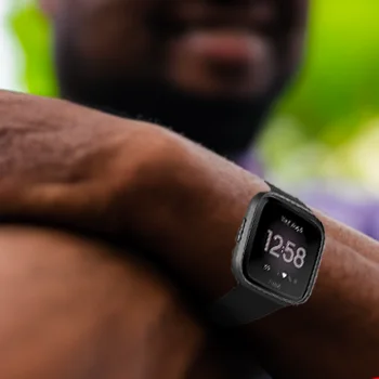 Fitbit Versa Lite