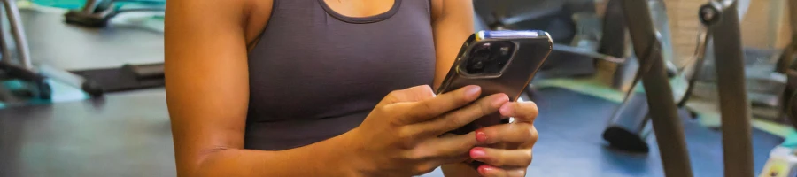 woman-using-a-smartphone conducting a product review
